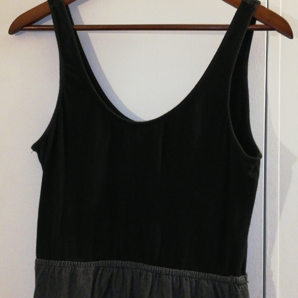 Dress - Picture 2 of 5